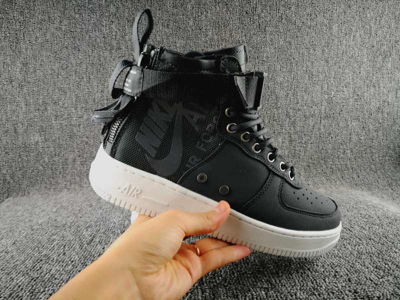 Women Nike Special Field SF AF1 Mid Black White Shoes